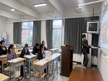 双师护航育匠心 开题答辩启新程 —— 建设工程管理专业本科毕业设计开题答辩顺利开展